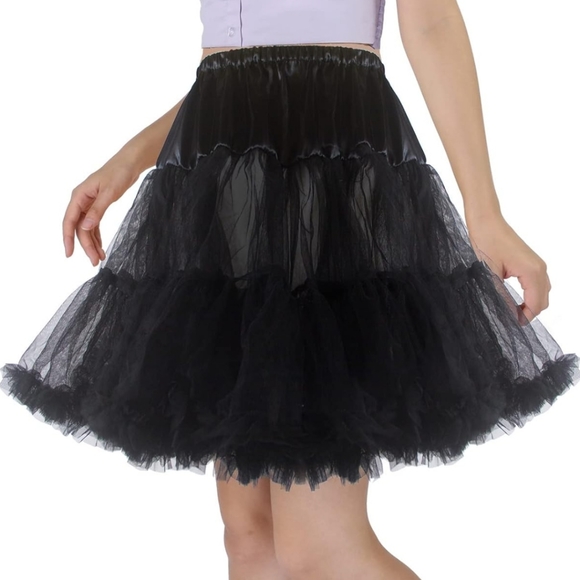 Dresses & Skirts - 18-inch Underskirt Princess Puffy Mini Skirt NWOT